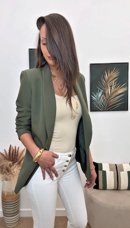 Blazer (manches retroussées) -> existe en 3 coloris