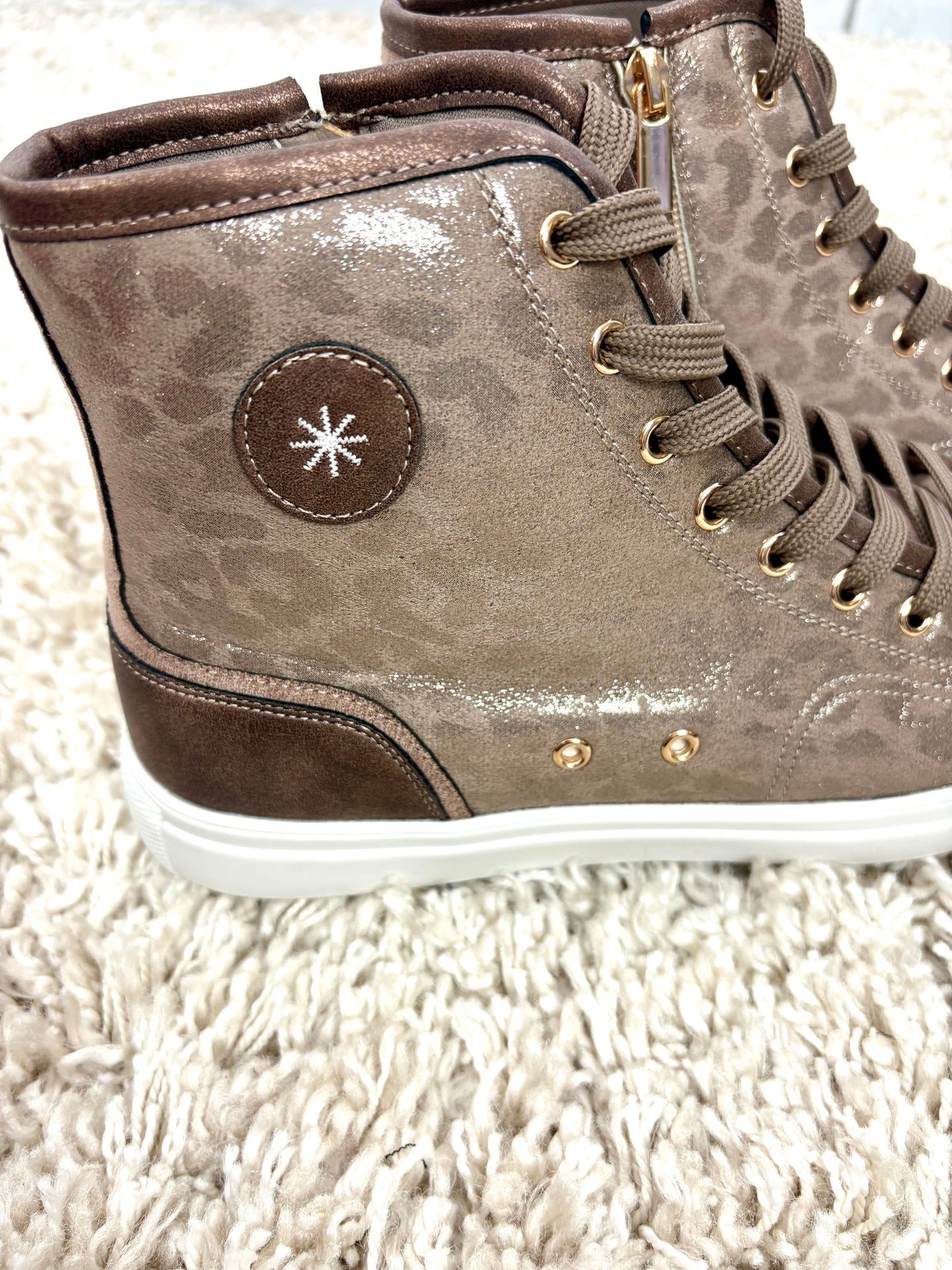 Baskets montantes léopard