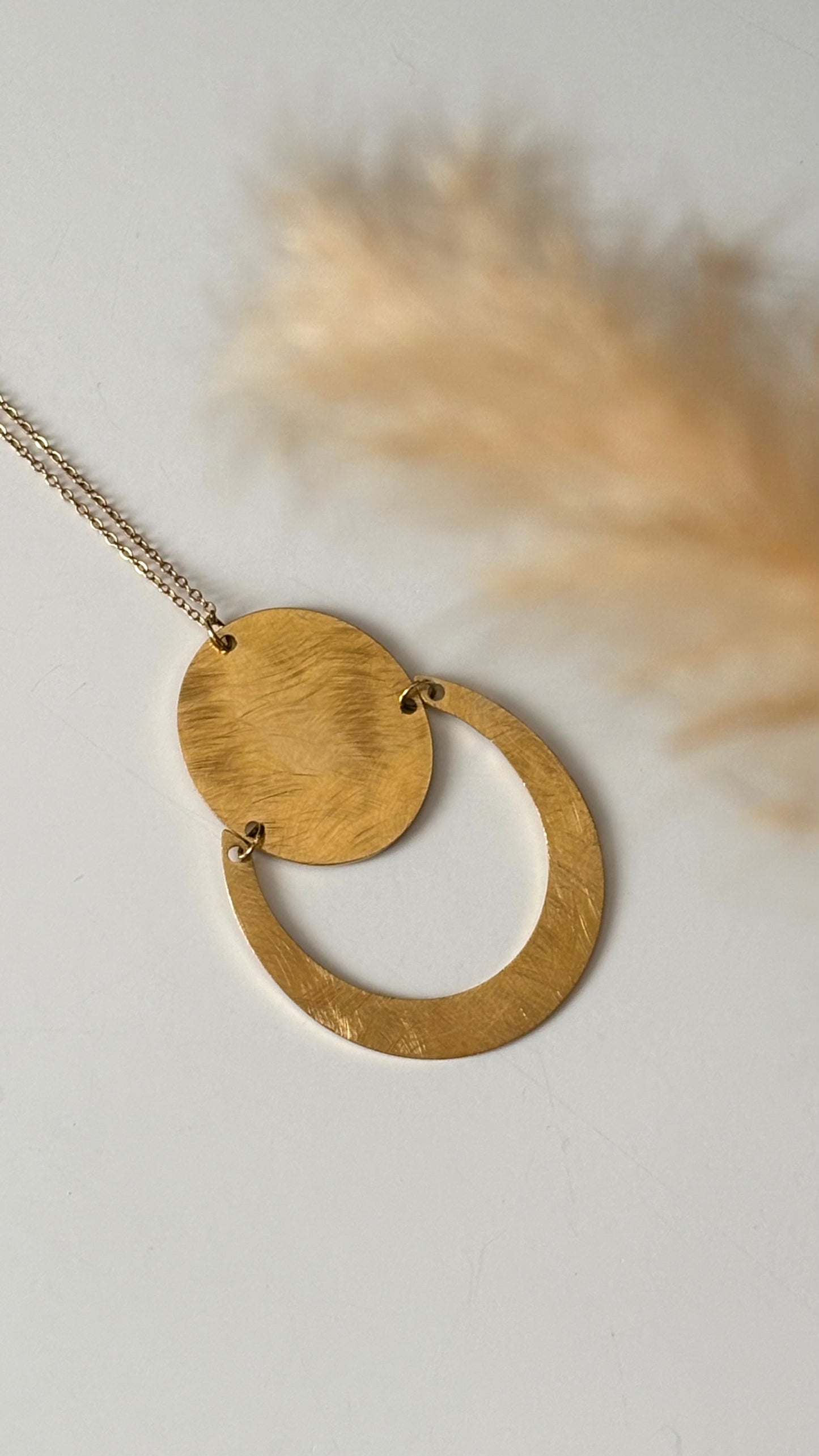 Collier ISIS (le dernier)